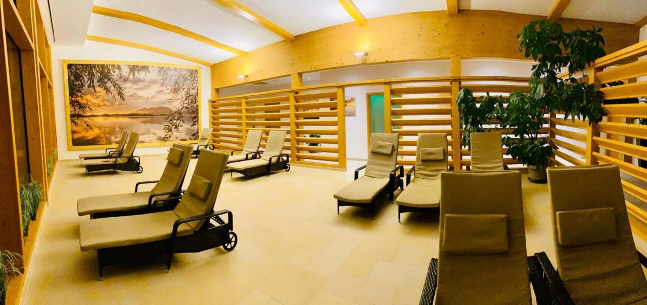 Hotel Nesselwanger Hof מראה חיצוני תמונה