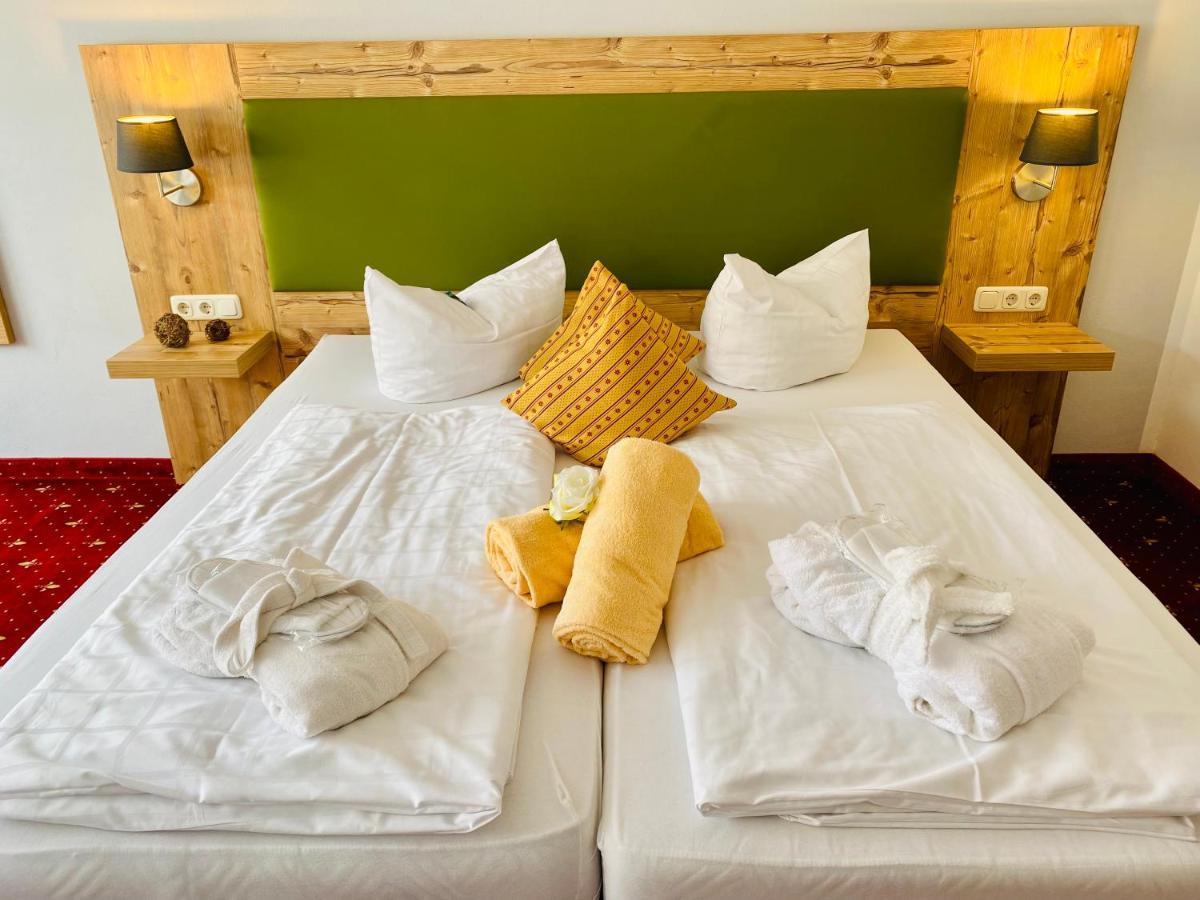 Hotel Nesselwanger Hof מראה חיצוני תמונה