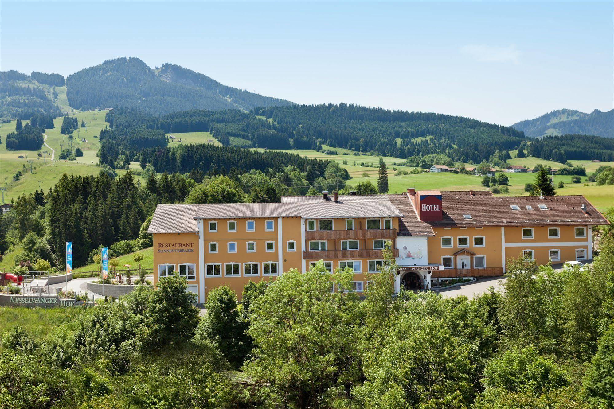 Hotel Nesselwanger Hof מראה חיצוני תמונה