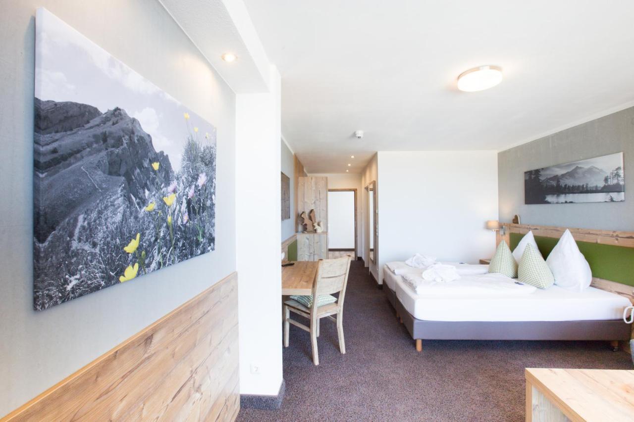 Hotel Nesselwanger Hof מראה חיצוני תמונה